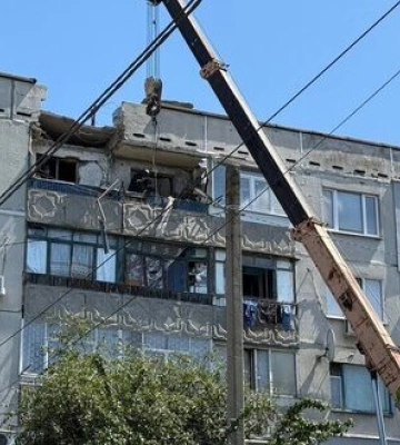 Масована атака РФ на Павлоград: пошкоджено 9 багатоповерхівок та навчальний заклад. ФОТОрепортаж
