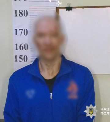 Систематично тиранив батька та підпалив двері квартири сусіда - у Києві судитимуть дебошира