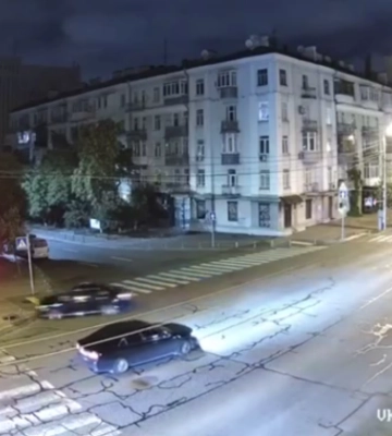 У Києві працівник прокуратури збив жінку на тротуарі та втік — генпрокурор Кравченко взяв справу під свій контроль, відео ДТП