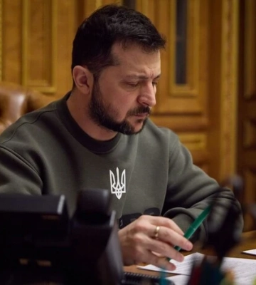 Зеленський увів у дію санкції за антиукраїнську пропаганду: хто потрапив під обмеження Зеленський увів у дію санкції за антиукраїнську пропаганду: хто потрапив під обмеження