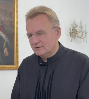Садовий розповів, коли відправить до війська синів