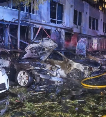 Одессу трясло всю ночь: взрывы, огонь, поврежденные дома. ФОТО