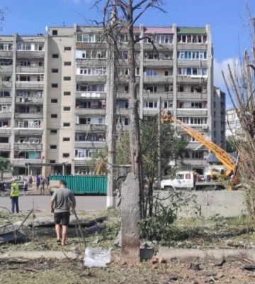 У Сумах триває ліквідація наслідків ворожого удару 21 липня