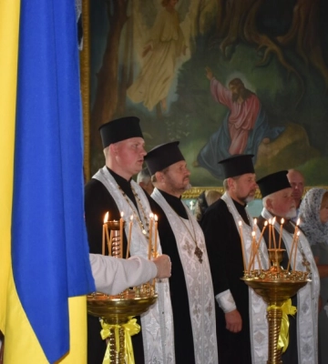 Навіки 50: у Луцькій громаді попрощались з Героєм Петром Назарчуком