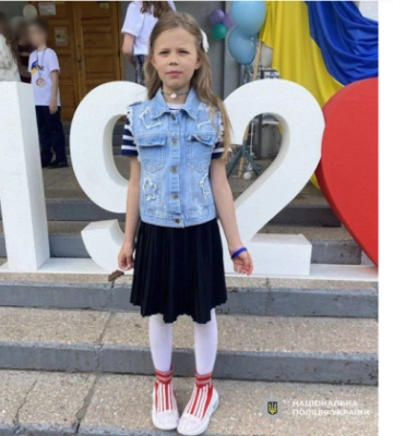 В Киеве разыскивают пропавшую 10-летнюю девочку — полиция просит о помощи