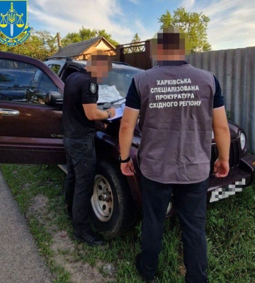 У Харкові затримали прикордонника, який торгував ввезеними для ЗСУ автівками 