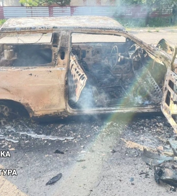 FPV-дрон ударил по машине на Харьковщине: двое пострадавших