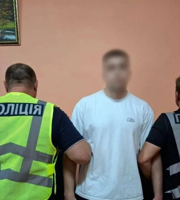 Блогери у Києві знімали провокативні відео у поліцейській формі задля хайпу