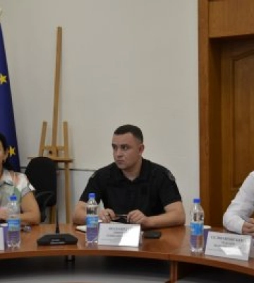 В Миколаєві відбулася робоча зустріч, присвячена вдосконаленню системи підтримки потерпілих і свідків