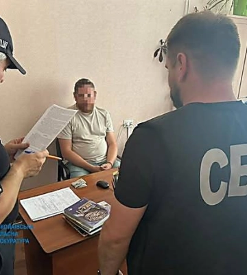 Фіктивний діагноз, щоб уникнути мобілізації: у Миколаєві затримали лікаря за підозрою у хабарництві