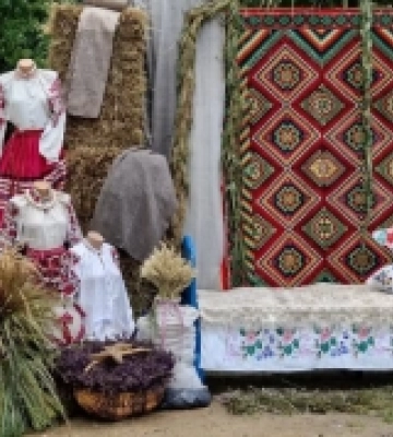Український колорит: у селищі на Волині представили етногалерею