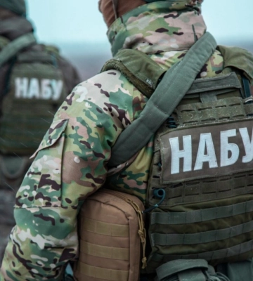 Антикоррупционная дилемма: как подписанный Зеленским закон ставит под угрозу путь Украины в ЕС Антикоррупционная дилемма: как подписанный Зеленским закон ставит под угрозу путь Украины в ЕС