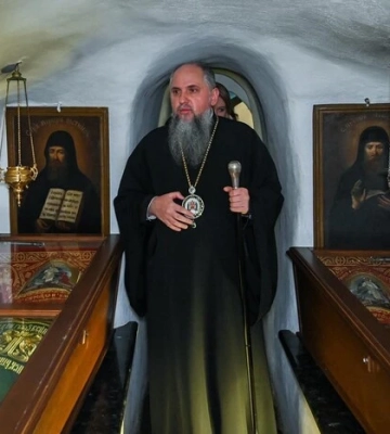 У печерах Києво-Печерської лаври відбулося перше богослужіння ПЦУ