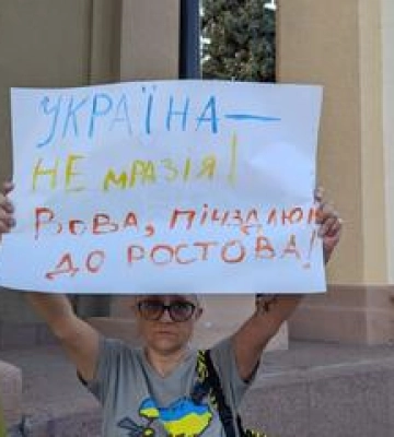 "САП і НАБУ — не маріонетки": полтавці вийшли на протест