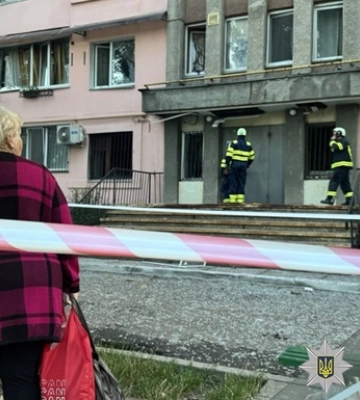 Полиция показала фото последствий атаки по Черкассам