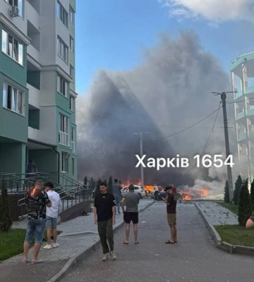 Россияне ударили УАБами по центру Харькова, есть пострадавшие