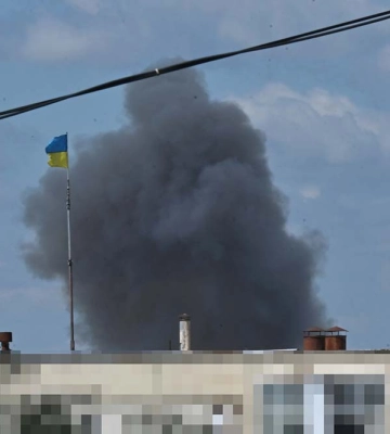 Дві російські авіабомби вдарили по житловій забудові у Харкові
