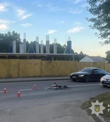 У Трускавці велосипедист потрапив до лікарні після зіткнення з BMW, - ФОТО