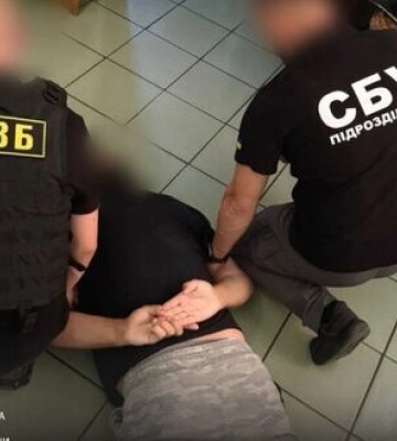 За гроші сприяв незаконному виїзду військовозобов’язаних за кордон: На Закарпатті викрито військовослужбовця. ФОТО