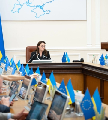 Від сьогодні обмежено перевірки бізнесу податковою та митницею