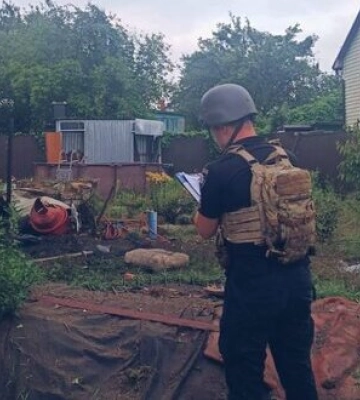 РФ дронами та ракетами атакувала Київщину: пошкоджено будинки і споруди в двох районах області. ФОТО
