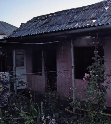 У Сваляві ліквідували пожежу в надвірній споруді