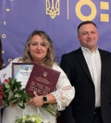 Вчителька з Нововолинська — серед п’ятірки найкращих педагогів України