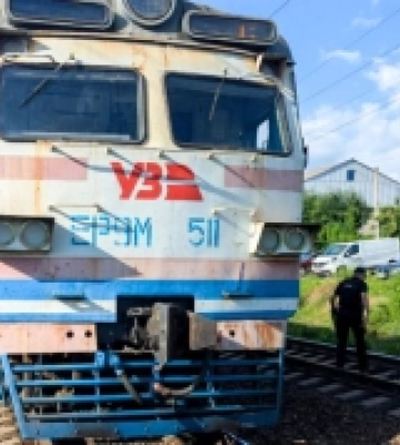У Рівному внаслідок наїзду потяга травмувалася 88-річна пенсіонерка