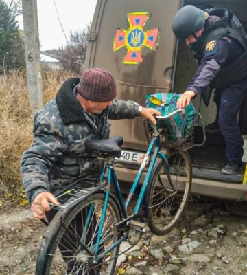 Ще з десяти населених пунктів Донецької області, зокрема з Добропілля, евакуюють всі родини з дітьми