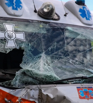 У Дніпрі швидка врізалася у вантажівку (Відео)