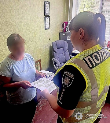 Привласнювала та продавала гуманітарну допомогу — на Миколаївщині затримали псевдоволонтерку