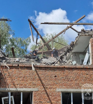 Удар по больнице в Харькове: количество пострадавших возросло, под завалами могут быть люди