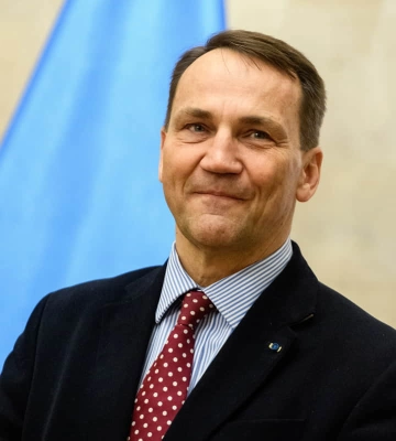Польща закликала США відновити постачання зброї Україні після удару по її дипвідомству
