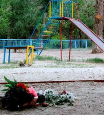 Вбивство на дитячому майданчику в Харкові: поліціянти затримали підозрюваного