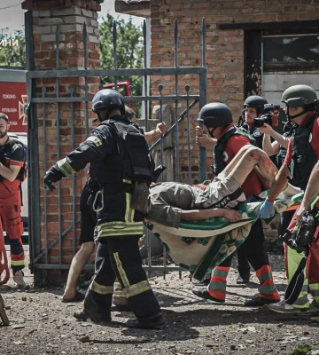 КАБ влучив по медичній установі в Харкові, є загиблий – Терехов