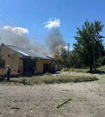 Щонайменше 2 людини загинули і 6 поранені через ворожі обстріли Донеччини