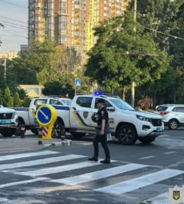 Наслідки обстрілу Києва – в місті перекрито дороги