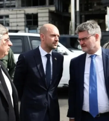 У Київ прибув голова МЗС Франції
