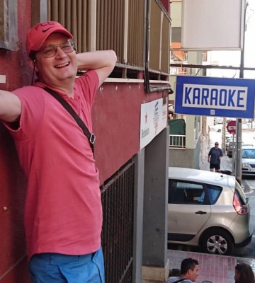 Ігор Кондратюк відроджує легенду: Караоке повертається на FOODFEST у трьох містах