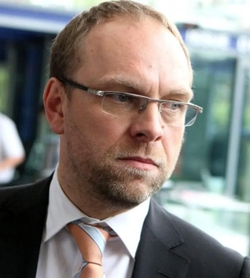 Обшуки без судових ухвал у підозрюваних в держзраді виправдані - нардеп Власенко Обшуки без судових ухвал у підозрюваних в держзраді виправдані - нардеп Власенко