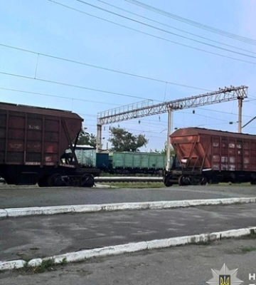 В Ровенской области подросток получил удар током в 27 тысяч вольт на вагоне