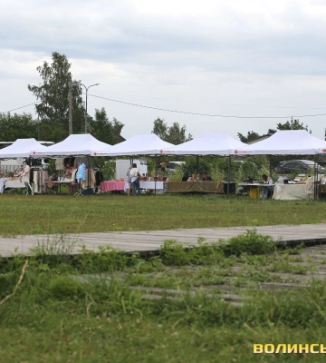 Історії успіху й незламності: берег Світязю зібрав на шостому ярмарку 20 ветеранських бізнесів. Фоторепортаж