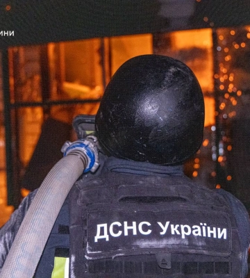 Масштабные пожары в Харькове, спасатели под ударом — данные ГСЧС на утро 