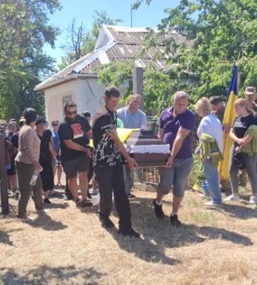 Із загиблим на Харківщині військовим попрощалися у Піщанобрідській громаді 