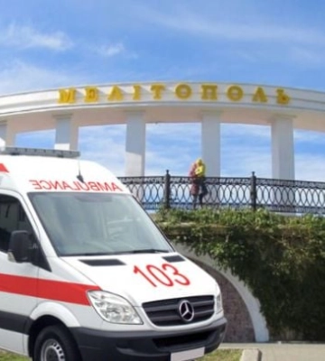 Во временно оккупированном Мелитополе после серии ночных взрывов возник пожар (видео)
