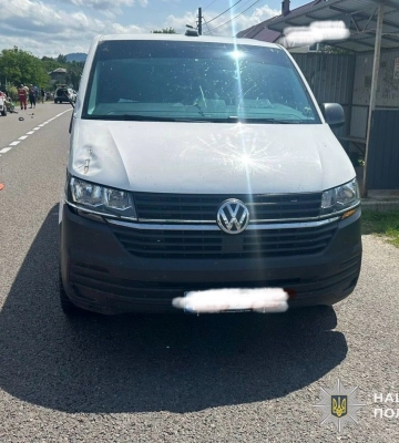 На Львівщині водій мікроавтобуса збив 9-річного велосипедиста