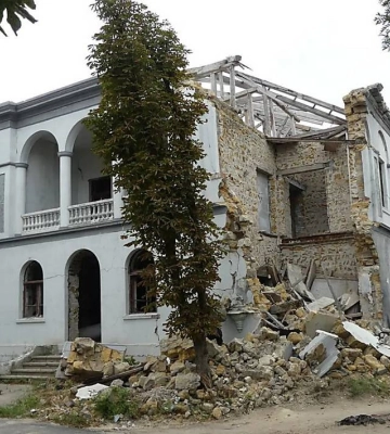 В Миколаєві прокуратура домоглась від бізнесменів відновити історичну будівлю, зруйновану окупантами – на цьому місці рік тому&amp;hellip;