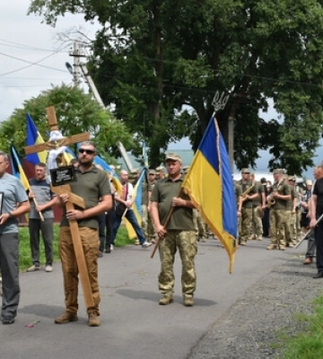 У Луцькому районі попрощалися із захисником Богданом Романчуком 