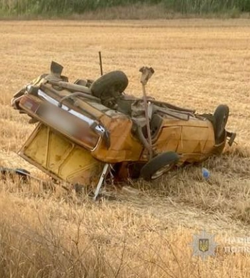 У Березівському районі нетверезий водій загинув, а пасажир отримав травми у ДТП