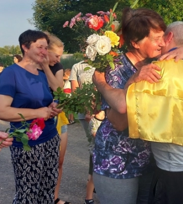 На Волині поліцейські вилучили 5 літрів самогону у місцевої жительки